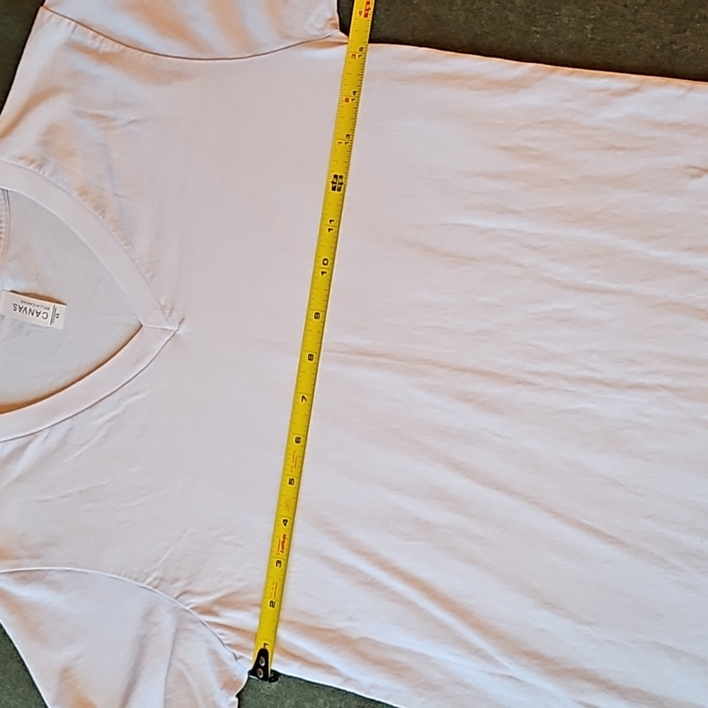 Basic White Tee - Picture 4 of 7